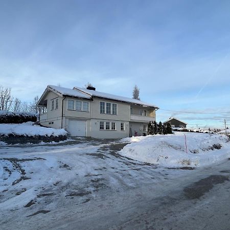 Koselig Rom I Rolige Omgivelser Amot Exterior photo